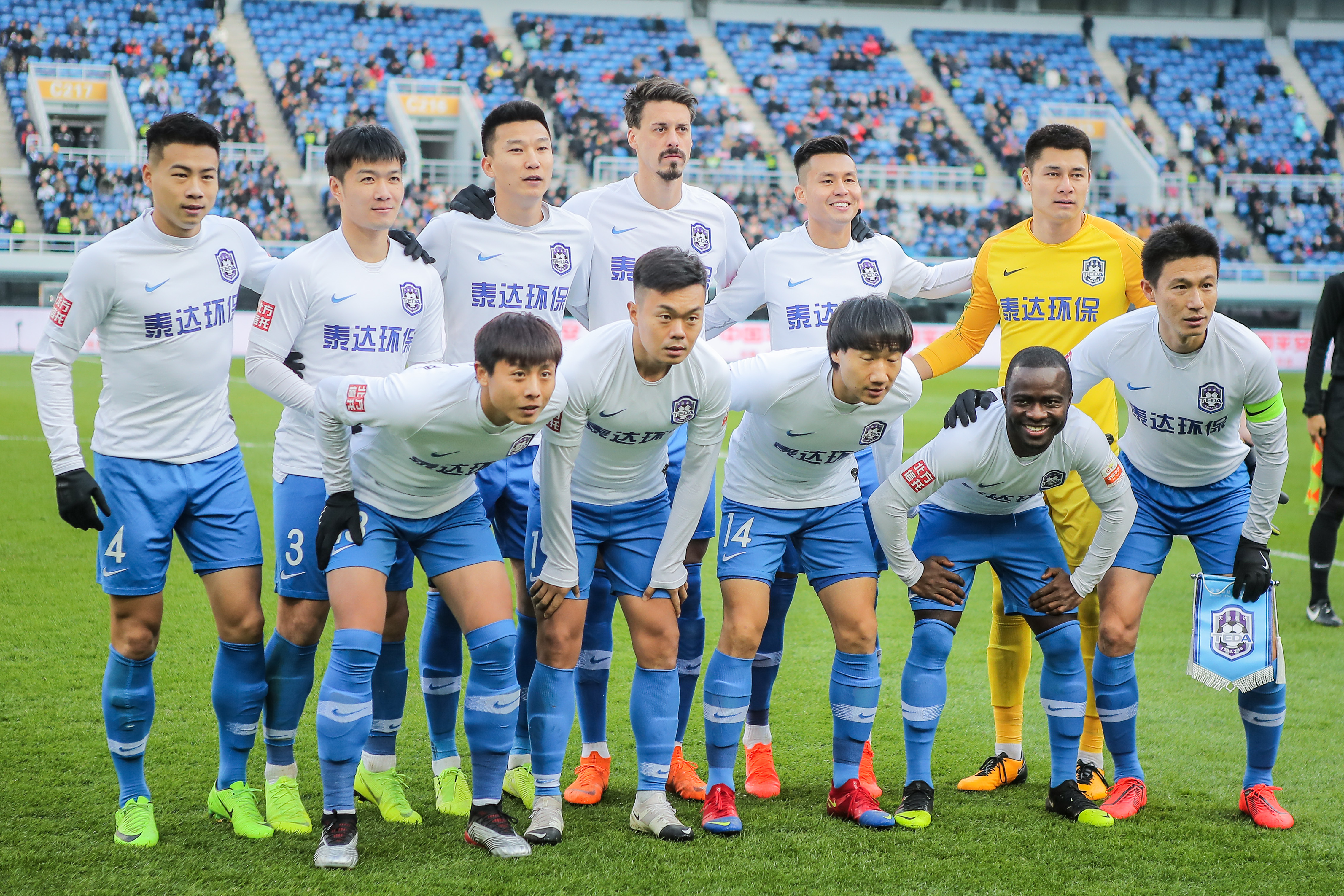 2025LPL夏季赛常规赛第一周最数据：FoFo获得首周最高KDA